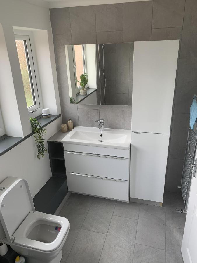 Crowthorne House, Beautiful 3 Bedroom Home For Upto 8 Guests, With Sofa Bed Cul-De-Sac With Private Driveway Nottingham Kültér fotó